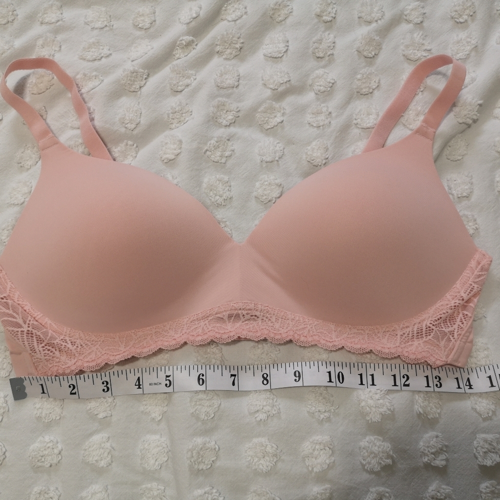 Wonderbra Soft Pink Lace Wireless Bra 38C